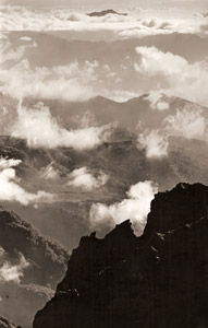 白馬岳にて [堀内初太郎, 写真サロン 1956年9月号より]のサムネイル画像