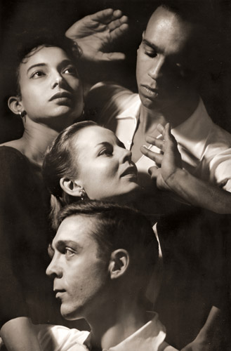 マーサー・グラーム舞踊団の人々 1 [早田雄二, 写真サロン 1956年2月号より] パブリックドメイン画像 