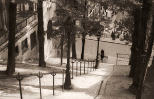 モンマルトルの石段 [五所平之助, アサヒカメラ 1953年12月号より]のサムネイル画像