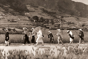 小豆島にて [芳賀日出男, アサヒカメラ 1955年10月号より]のサムネイル画像