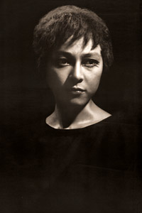 津村悠子さん [秋山庄太郎, アサヒカメラ 1955年7月号より]のサムネイル画像