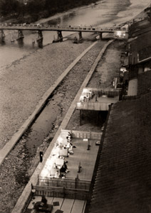 床 [和田生光, カメラ毎日 1954年8月号より]のサムネイル画像