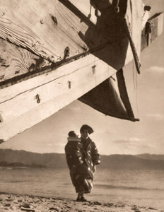 海辺にて [岩橋芳朗, アサヒカメラ 1939年2月号より]のサムネイル画像