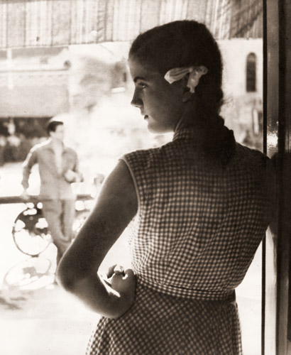 一瞬と幻感 [ジアンニ・ボルゲサン, アサヒカメラ 1956年3月号より] パブリックドメイン画像 