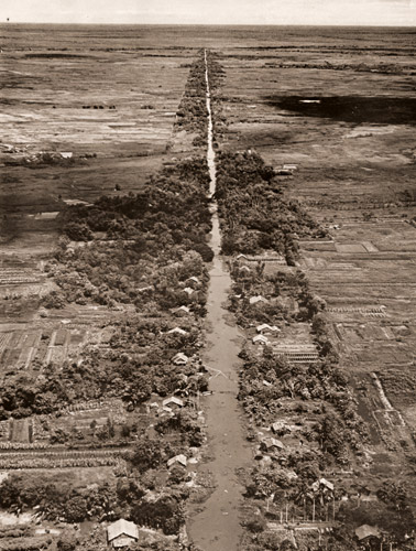 南ヴェトナムの運河 [レイモン・コシュティエ, アサヒカメラ 1955年5月号より] パブリックドメイン画像 
