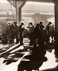 冬の朝 [菊池通夫, アサヒカメラ 1952年8月号より]のサムネイル画像