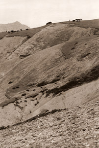 ドンデン山（山上の牧場） [浜谷浩, 1950年10月号より]のサムネイル画像