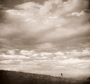 歩け！歩け！（神津牧場にて） [原静夫, アサヒカメラ 1941年9月号より]のサムネイル画像