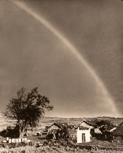 大陸の虹 [加藤金正, アサヒカメラ 1940年8月号より]のサムネイル画像