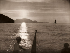 北海の落陽 [雲井信男, アサヒカメラ 1938年11月号より]のサムネイル画像