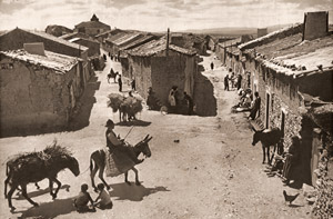 スペインの村 村はずれ [ユージン・スミス, アサヒカメラ 1952年3月号より]のサムネイル画像