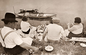 日曜日のマルヌ河畔 [アンリ・カルティエ＝ブレッソン, アサヒカメラ 1952年3月号より]のサムネイル画像