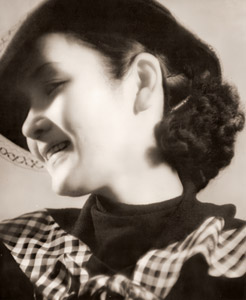 女 [木村伊兵衛, アサヒカメラ 1935年5月号より]のサムネイル画像