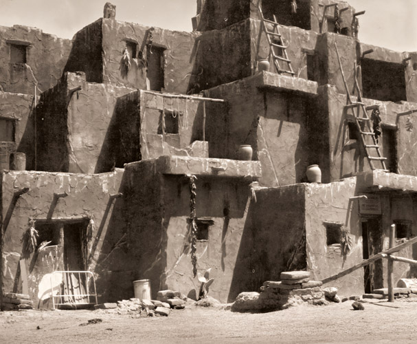 古城の跡 [下島勝信, アサヒカメラ 1935年5月号より] パブリックドメイン画像 