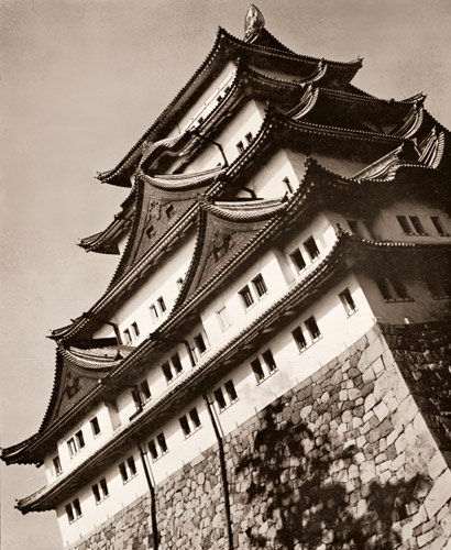 城 [松田乃武夫, アサヒカメラ 1932年7月号より] パブリックドメイン画像 