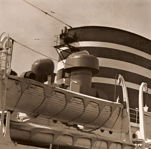 船のプロフィール [小寺利一, アサヒカメラ 1932年7月号より]のサムネイル画像