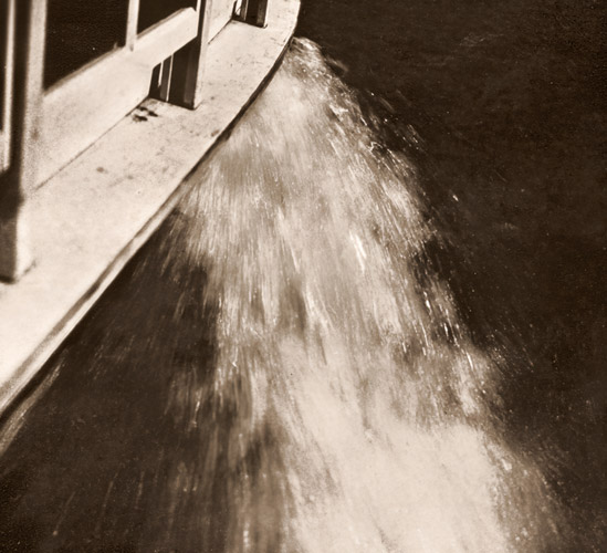 スピードアップ [佐溝勢光, アサヒカメラ 1932年7月号より] パブリックドメイン画像 