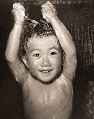 シャボン [矢藤伝, アサヒカメラ 1952年11月号より] パブリックドメイン画像 