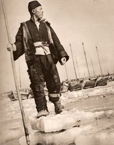 Ice Cutting [Jun Yoshida,  from Asahi Camera February 1940] Thumbnail Images