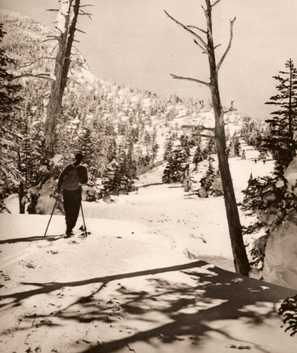 雪の楽園 [小竹實, 1939年, アサヒカメラ 1940年2月号より] パブリックドメイン画像 