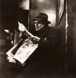 地下鉄のスナップ [アルフレッド・ゲシャイト, アサヒカメラ 1953年2月号より]のサムネイル画像