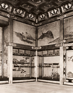 二条城の黒書院 [渡辺義雄, アサヒカメラ 1953年7月号より]のサムネイル画像