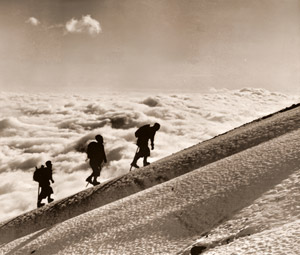 初冬の富士 [矢部汯, アサヒカメラ 1939年12月号より]のサムネイル画像
