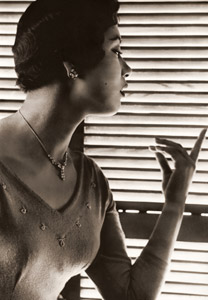 N嬢 [アサヒカメラ 1954年6月号より]のサムネイル画像