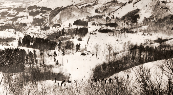 スキー場 [館石和佳, アサヒカメラ 1956年9月号より] パブリックドメイン画像 