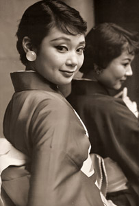 モデル嬢 [芦名義, アサヒカメラ 1956年9月号より]のサムネイル画像