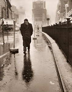 孤独 [デニス・ストック, アサヒカメラ 1956年9月号より]のサムネイル画像