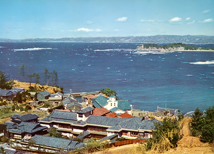 白浜風景 [島村安彦, アサヒカメラ 1956年9月号より] パブリックドメイン画像 
