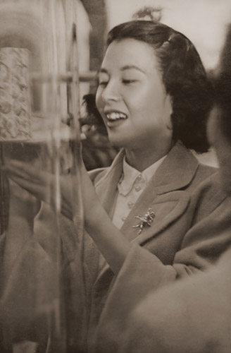 久我美子さん [早田雄二, 1951年, アサヒカメラ 1952年4月号より] パブリックドメイン画像 