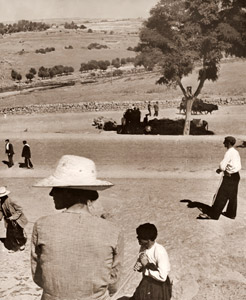 スペインのサラマンカ [エドゥアール・ブバ, 1952年, アサヒカメラ 1952年4月号より]のサムネイル画像