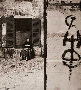 モンマルトルの門番 [フリッツ・ヘンレ, アサヒカメラ 1951年1月号より]のサムネイル画像