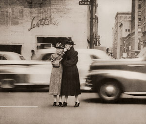 歩行者 [アーヴィング・キャンナー, アサヒカメラ 1951年1月号より]のサムネイル画像