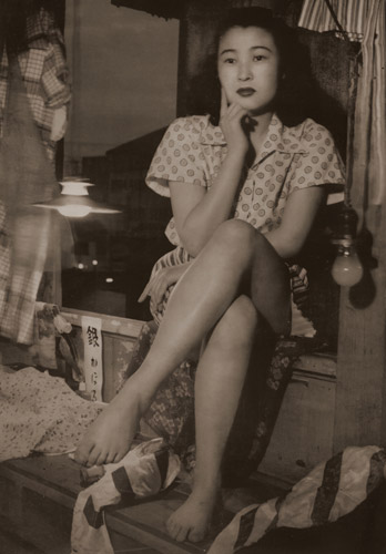 A Show Girl [Fujio Matsugi,  from Asahi Camera January 1951]