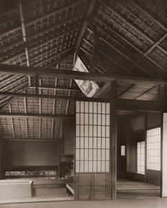 月波楼の内部 [渡辺義雄, アサヒカメラ 1951年5月号より]のサムネイル画像
