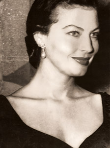 エヴァ・ガードナー [大束元, アサヒカメラ 1955年3月号より]のサムネイル画像