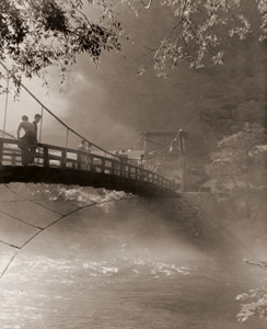 河童橋の朝 [伊藤達郎, アサヒカメラ 1940年1月号より]のサムネイル画像