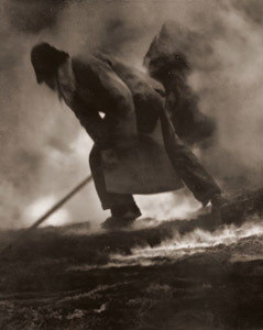 熱 [魚谷奎造, アサヒカメラ 1940年1月号より]のサムネイル画像