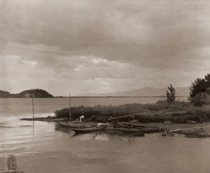 Lake Biwa [Hiroshi Honda,  from Asahi Camera January 1940] Thumbnail Images