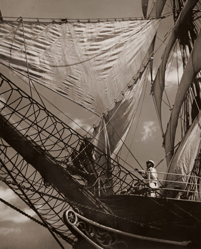 操帆 [佐藤信男, 写真サロン 1937年8月号より] パブリックドメイン画像 