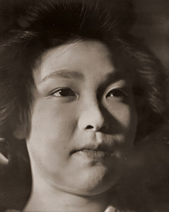 顔 [立花浩, 写真サロン 1937年8月号より]のサムネイル画像