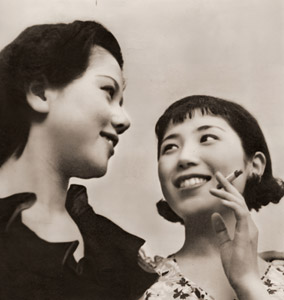 二人の女 [林湖邨, アサヒカメラ 1937年9月号より]のサムネイル画像
