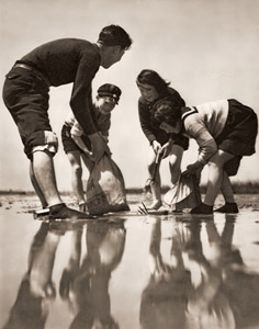 獲物競べ [山田毅夫, アサヒカメラ 1937年9月号より]のサムネイル画像