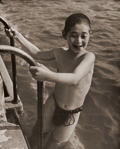 水の子 [山本虔, 1937年, アサヒカメラ 1937年9月号より]のサムネイル画像