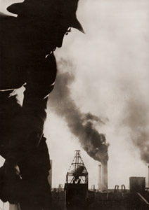 Smoke [Yukou Umebayashi,  from Asahi Camera September 1937] Thumbnail Images