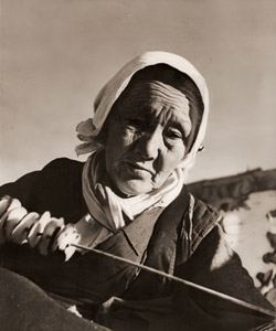 老婆 [原田四郎, 1936年, アサヒカメラ 1937年3月号より]のサムネイル画像