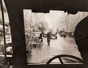 雨の日 [佐々木謙一, 1937年, アサヒカメラ 1938年2月号より]のサムネイル画像